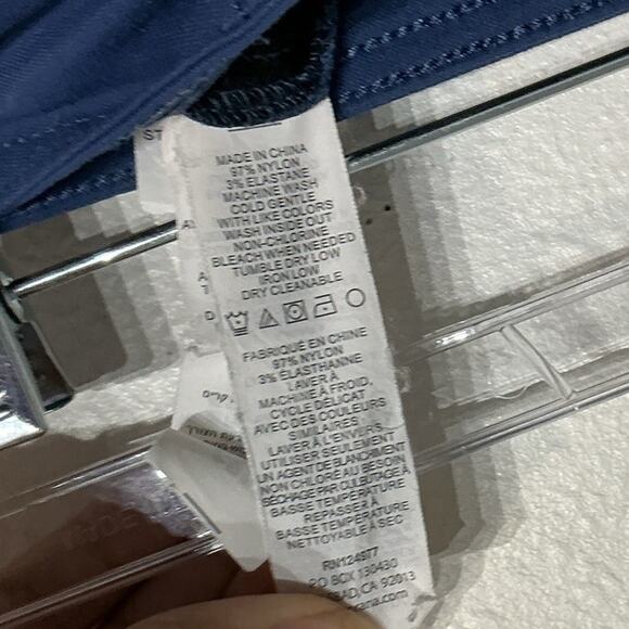 PrAna Navy Halle Convertible Roll Up Hiking Pants Sz 8 - Picture 7 of 14